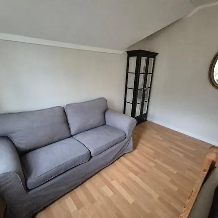 Two-storey Vintage House By The Ocean In Sogne, Hollen بيت للعطل كريستينساند